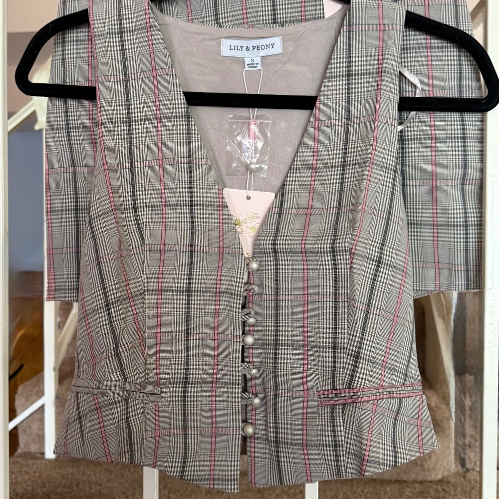 Adorable Plaid Skirt and Vest set